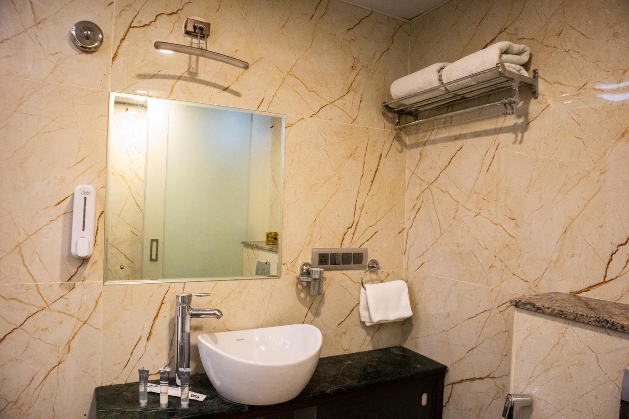 Mystic Apartotel Hebbal Bangalore Exterior photo